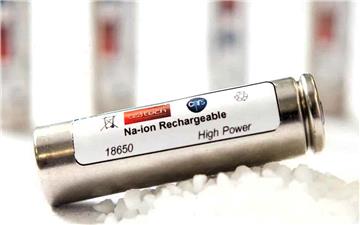 Pin natri-ion hiệu suất cao có thể chế tạo bằng cách bổ sung phốt pho